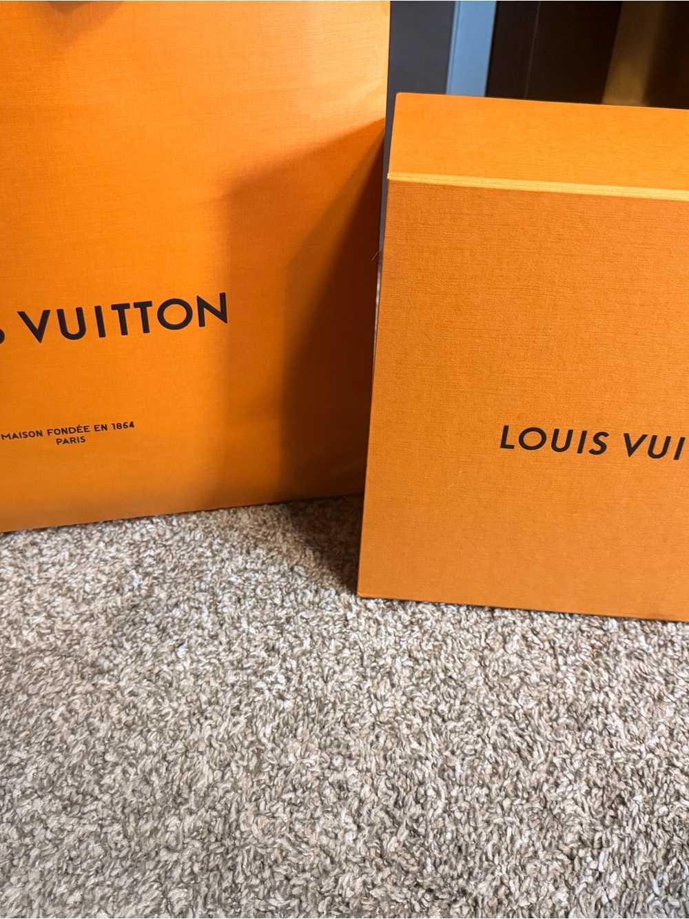 Women hand bags - Subcategory Identification